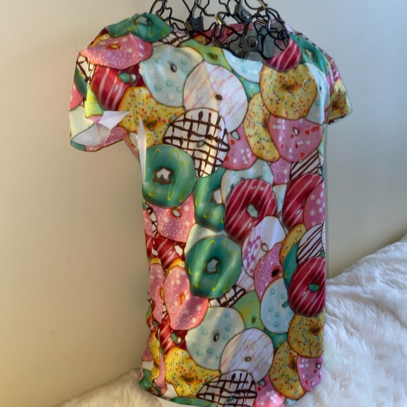 Vivid Sportswear Sugar & Sweet  Fitted Slinky Donuts Tee Size L - Picture 2 of 9